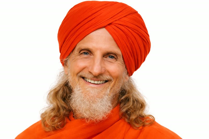 Dada Mahaprajinananda — Meditation & yoga monk